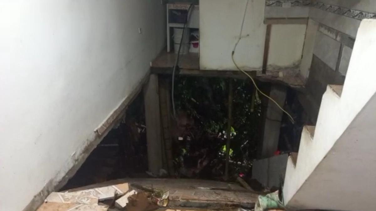 Niña de Tres Años Desaparecida y Cuatro Viviendas Colapsadas, Tras Fuertes Lluvias en Armenia: Así Va la Búsqueda