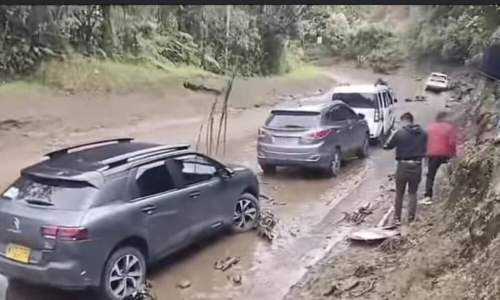 Ruta del Miedo en Nariño: Tremendo SUSTO EN LA VIA DONDE OCURRIÓ LA TRGEDIA JUNTO A LA LA LA LA LA LA COCHA