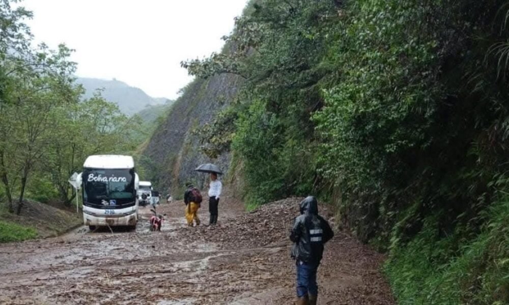 Nariño amaneció aislado del resta del país por desplizamientos de tierra en vías, una causa del fuerte invierno