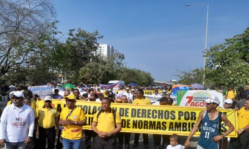 Jornada de Protestas en Barrio Crespo de Cartagena Contra la Ampliacia del Aeropuerto Rafael Núñez