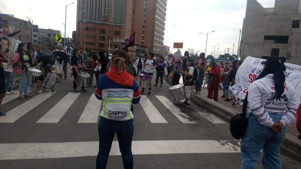 Los organizadores de manifestaciones en bogotá podría estar enfrentando denuncias penales