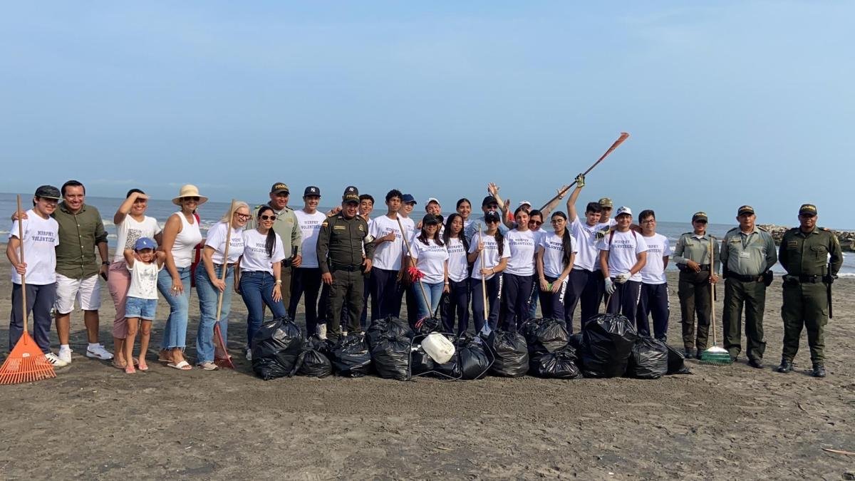 Jornada de Limpija de Playas en Sabanilla, Puerto Colombia