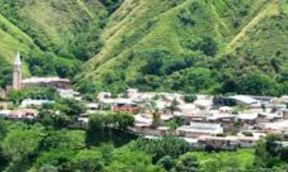 Sicarios Armados y Motorizados Asesinaron A Dos Personas