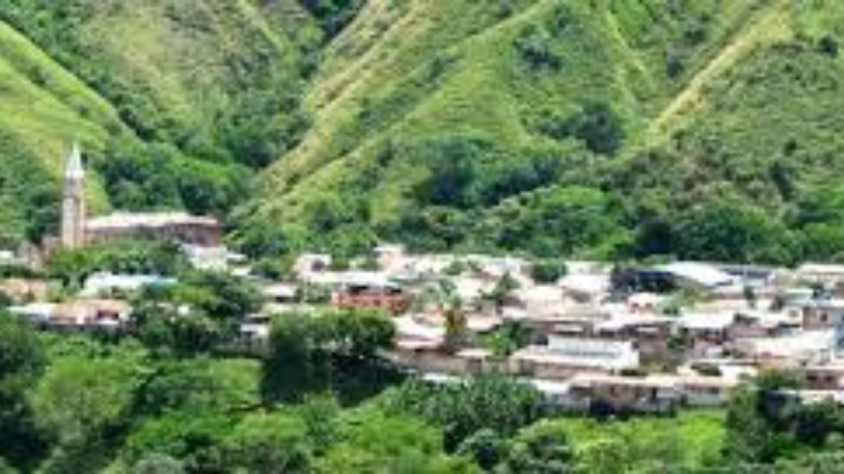 Sicarios Armados y Motorizados Asesinaron A Dos Personas