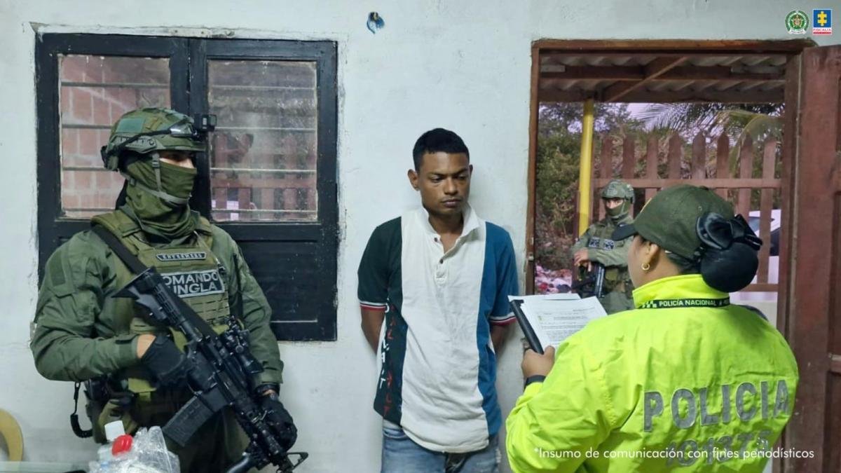 Ocho detenidos y más de una tonelada de cocaína incautada