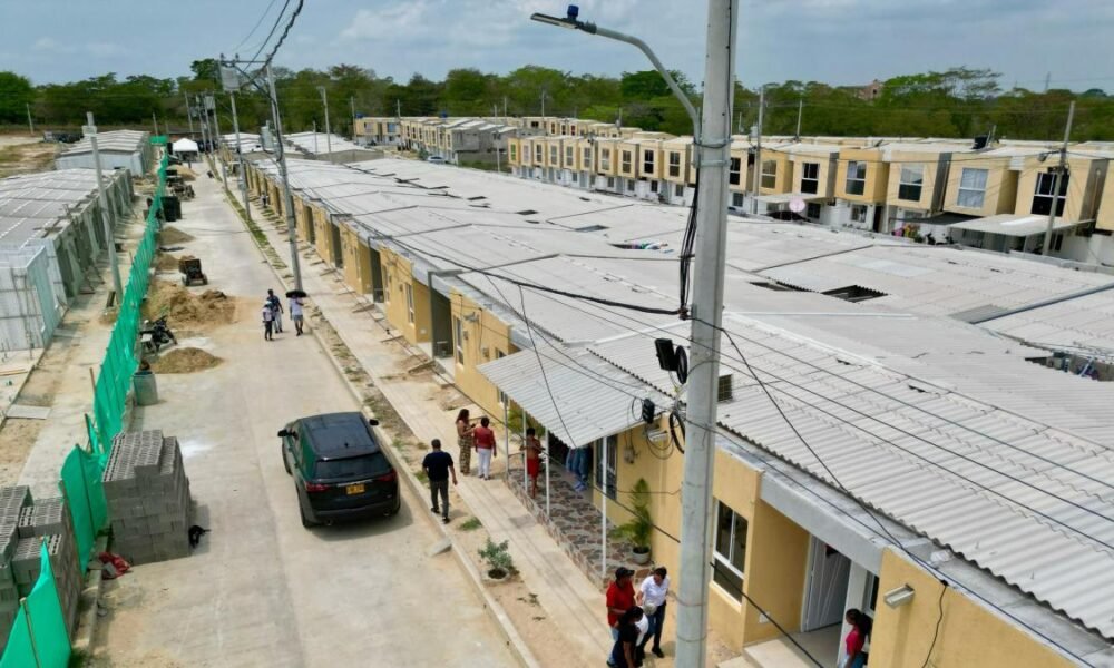 Damnificados por inundaciones en el Atlánnico Reciben 252 Viviendas Nuevas