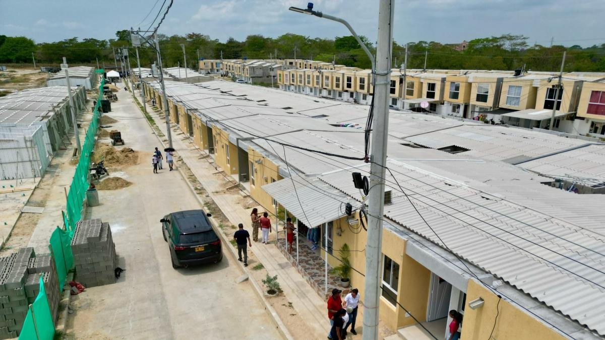 Damnificados por inundaciones en el Atlánnico Reciben 252 Viviendas Nuevas