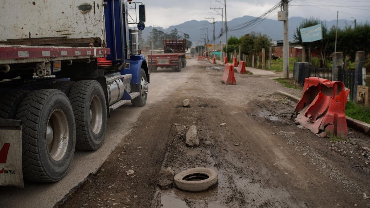 ¿Por qué Siguen los Retrasos de Las Obras en la Vía Zipaquirá - Pasoancho