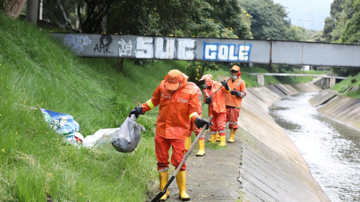 Las Basuras, El otoño problemas