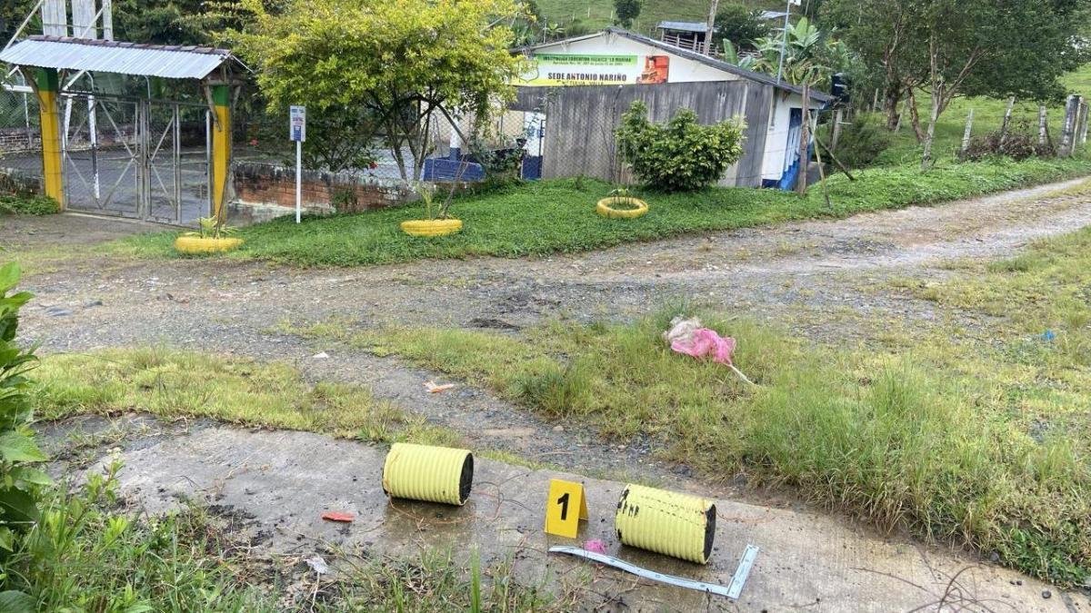 Preocupacia en el Valle por El Hallazgo de dos Artefactos Explosivos Cerca de Un Colegio en Zona Rural de Tuluá