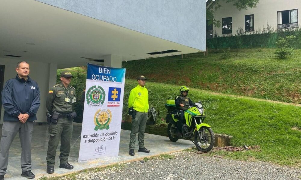 Extinción de Dominio A 19 Bienes Muebles Avaluados en Más de $ 7,000 Millones