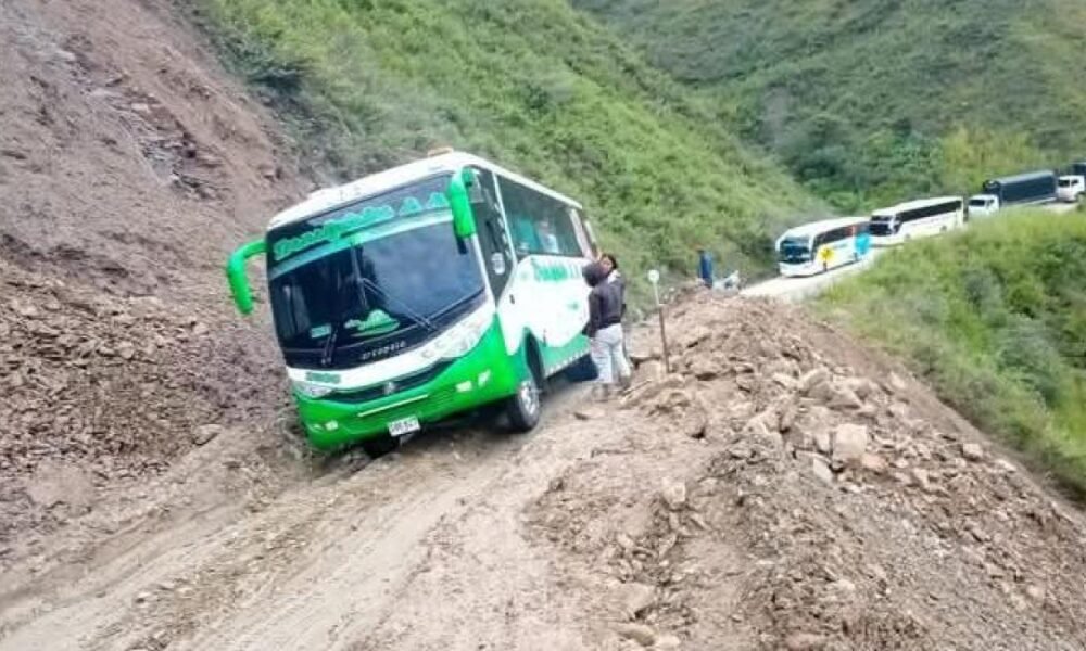 Pérdidas por Cierre de la Vía Panamericana Superan Los 112 Mil Millones de Pesos