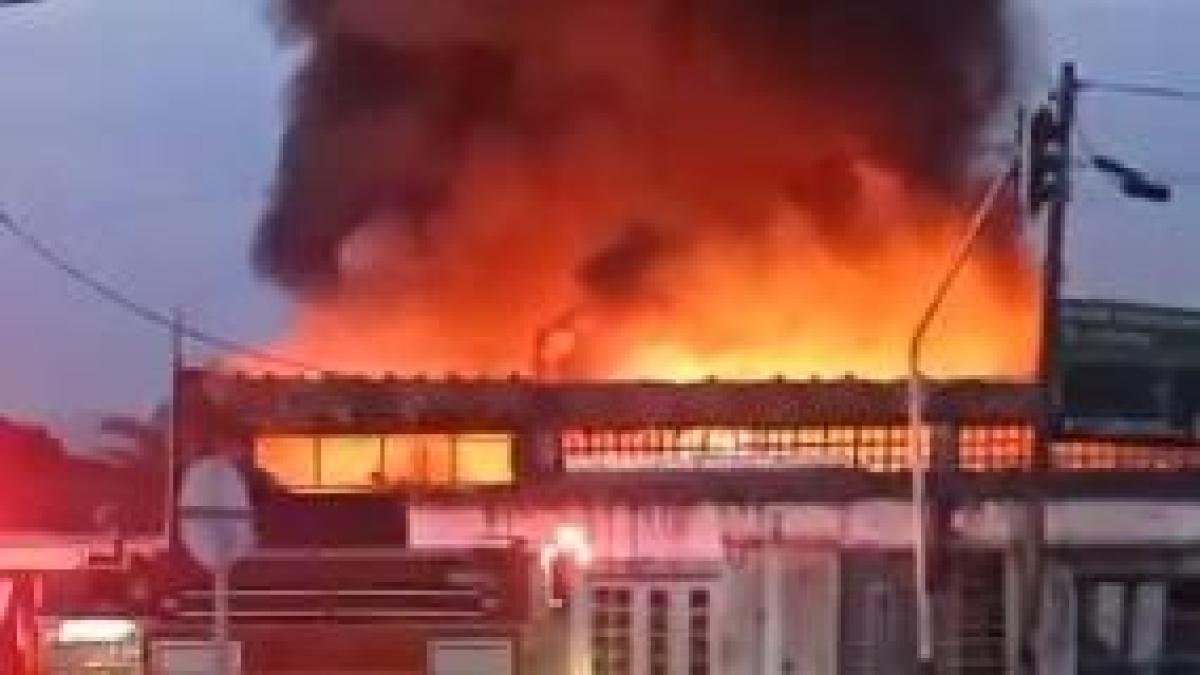 Voraz Incendio en un sector céntrico de aldavicencio