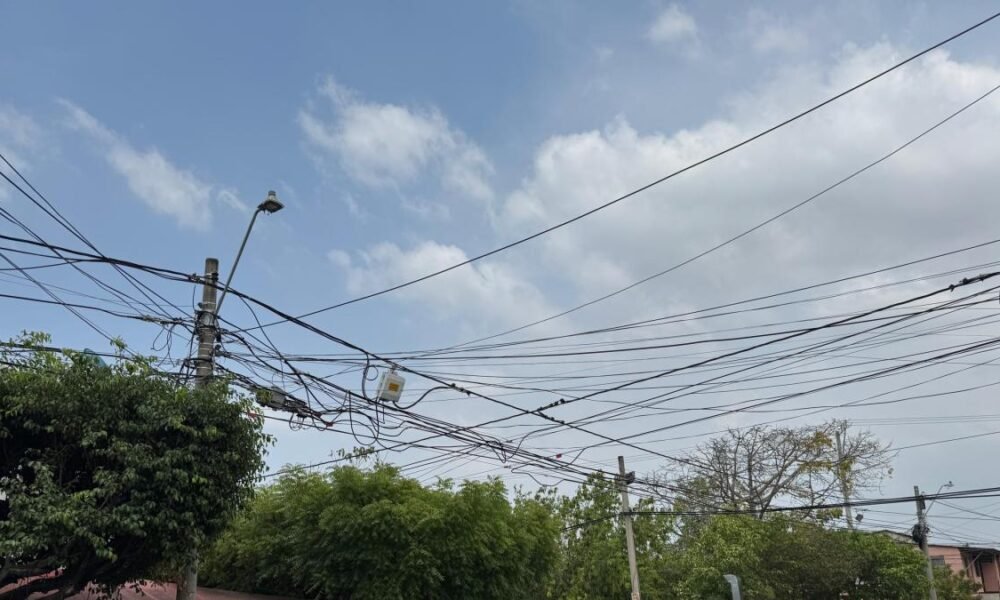 Juez Ordena A Empresas de Telecomunicaciones Dar Solución A Las 'Telar estas' de Cables en Cartagena