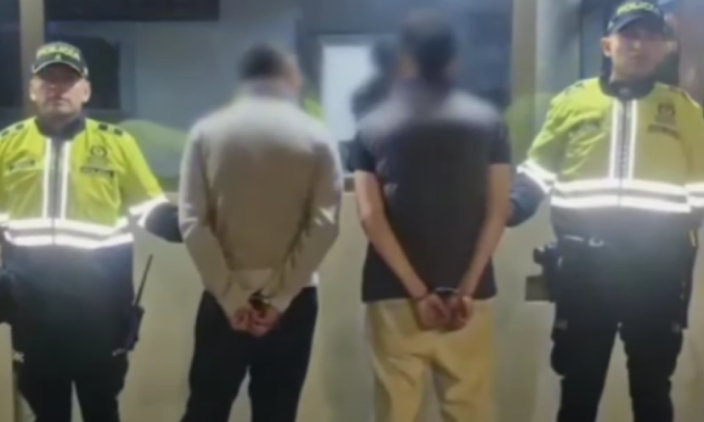 Autoridadas RECUPERARON MALETAS ROBADAS DE UNO CARRO ESTACONADO EN CHAPINERO