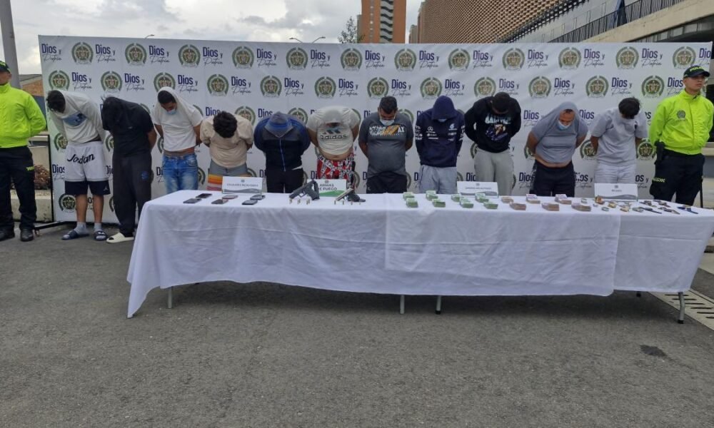 Columna de Opinió de Ernesto Cortés Fierro Voy y Vuelvo: Así Es Muy Berraco