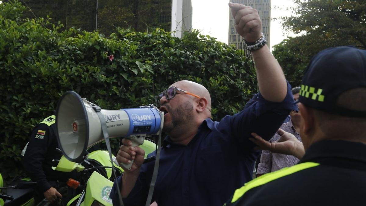 este sepera de la manifestación de 'Gury' en Medellín Contra El Gobierno Petro