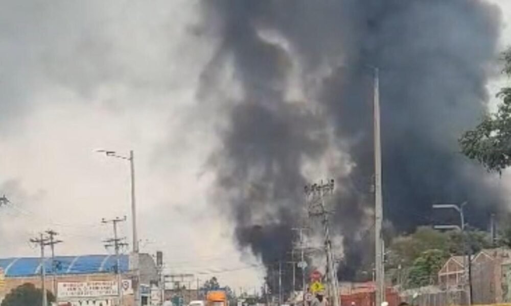 Incendio en Bodegas de Mosquera causa Graves Pérdidas