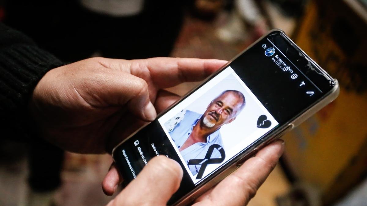 hijo de víctima de atentado con granada