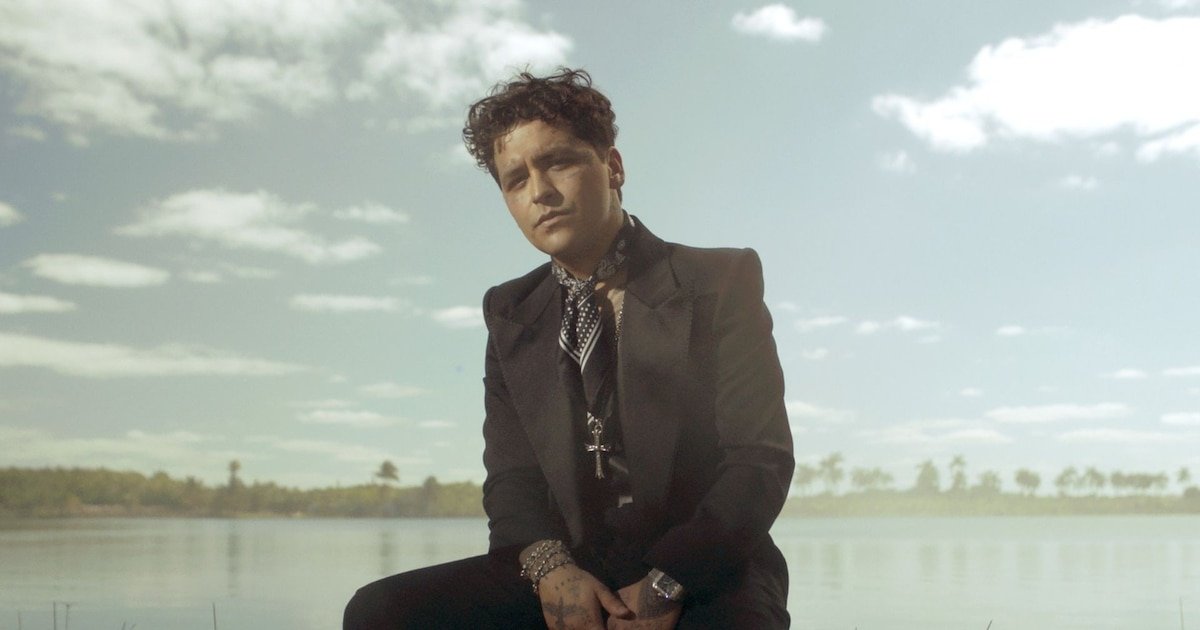 Christian Nodal fue a terapia tras polémicas sobre su matrimonio con Ángela Aguilar