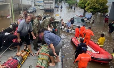 Cientos de militares, botes y bombas de desagüe: cómo es el trabajo de las Fuerzas Armadas en Bahía Blanca