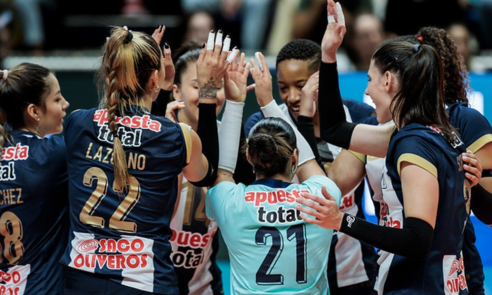 Con Esmeralda Sánchez, las tres jugadoras de Alianza Lima que fueron premiadas tras final del Sudamericano de Clubes de Vóley 2025