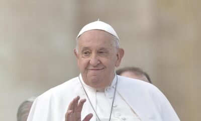 El Papa lamenta en una misa ante 7.000 personas en Córcega "las "guerras, corrupción y violencia" del mundo