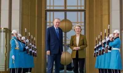 Erdogan pide a la UE reimpulsar su adhesión y Bruselas anuncia 1.000 millones en ayuda a refugiados sirios