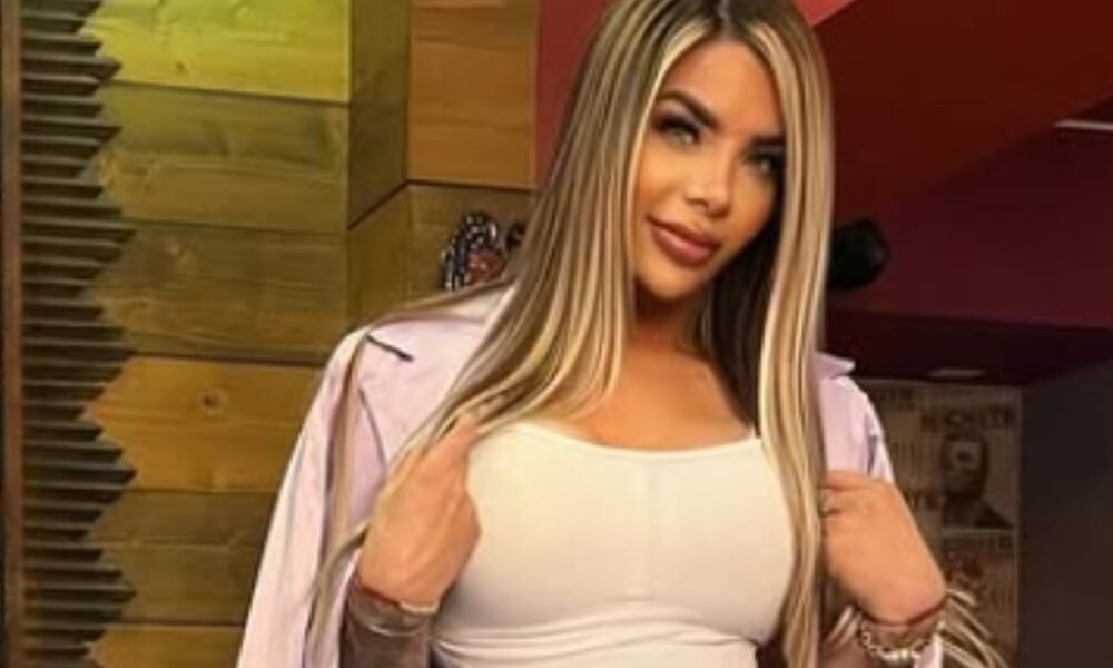 Exponen supuestos chats de Sofía Avendaño en los que pide dinero para mercar: “Ella es una payasa”