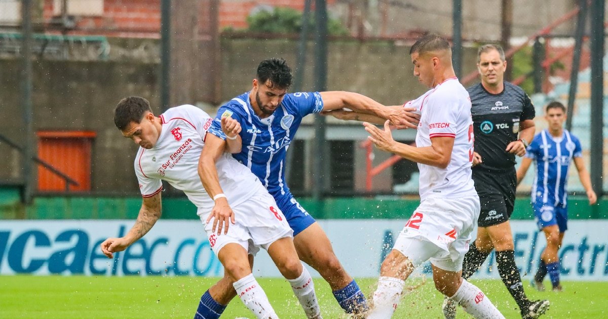 Godoy Cruz se impuso 2-1 sobre Barracas Central por la octava fecha del Torneo Apertura
