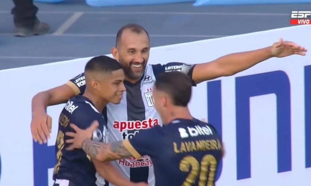 Golazo de Hernán Barcos tras gran jugada de Kevin Quevedo en Alianza Lima vs Deportes Iquique por Copa Libertadores 2025