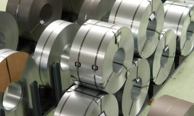 La actividad económica de la eurozona vuelve a caer en diciembre, aunque menos que el mes anterior