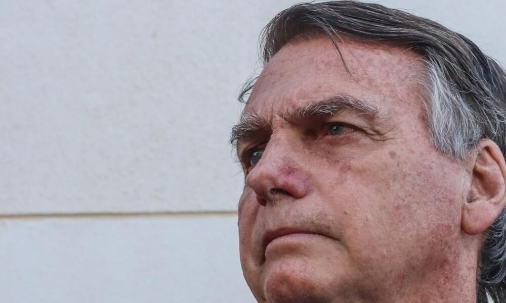 La defensa de Bolsonaro denuncia "irregularidades" en el proceso contra él por un presunto intento de golpe
