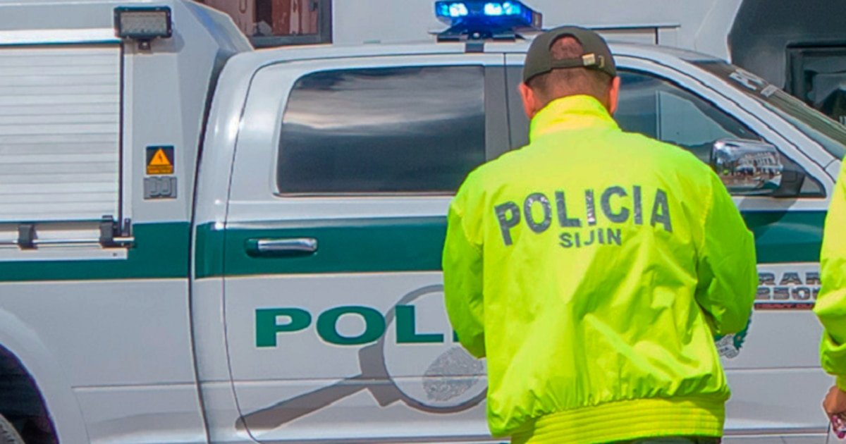 Macabro hallazgo en Bogotá: cadáver de un hombre fue encontrado envuelto en una lona
