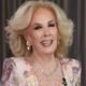 Mirtha Legrand sorprendió al lucir un llamativo vestido agua marina con cristales en relieve: “Miren qué belleza”