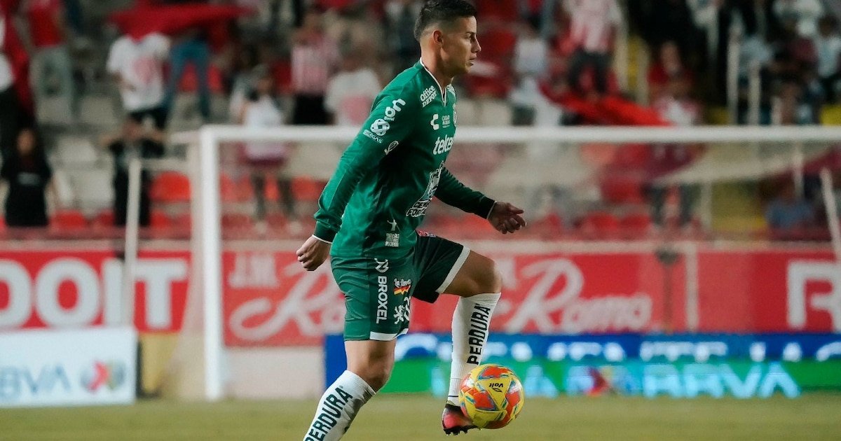 Noche agridulce para James Rodríguez con León: hizo asistencia, pero perdió 2-1 contra el Necaxa de Díber Cambindo