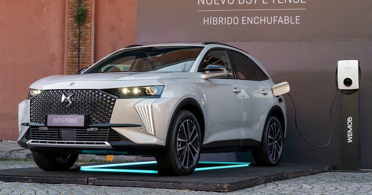 Original lanzamiento de un nuevo SUV híbrido: un actor como “Embajador” de la marca y tecnología de Ciencia Ficción