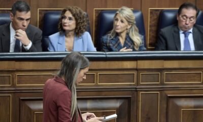 PSOE y Junts dan a los Mossos la gestión de puertos, aeropuertos y zonas críticas junto con la Policía y Guardia Civil: así es el pacto sobre las competencias de migración a Cataluña