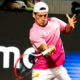 Sebastián Báez clasificó a la final del ATP de Santiago y alcanzó su victoria número 100 en el tour