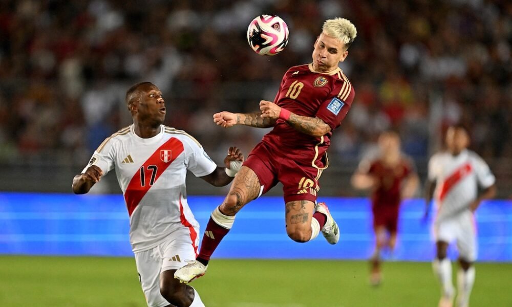 Venezuela y Perú buscan un triunfo para seguir en carrera rumbo al Mundial 2026