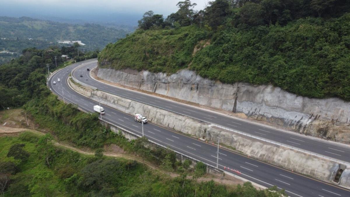 Vía Bogotá-Girardot tenderrá 130 km Conferer Carril para Semana Santa