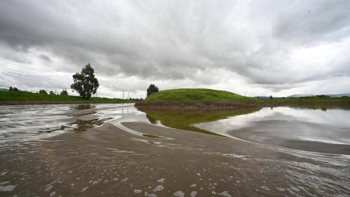 la hipótesis de la tragedia