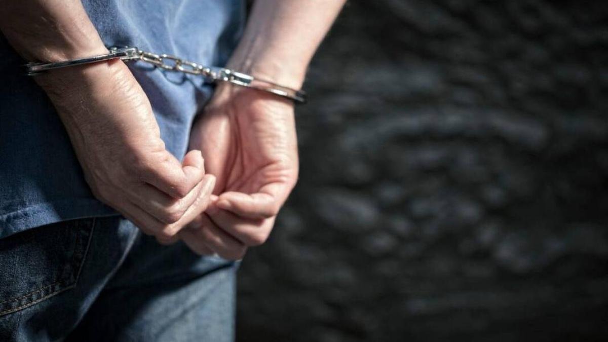 Tiene 19 Años de Edad