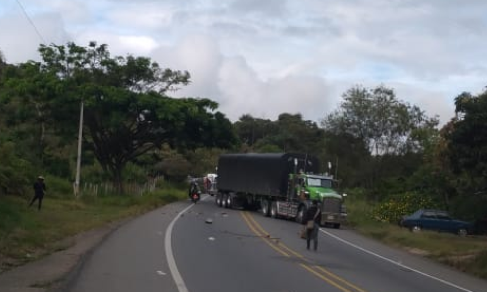 Centenares de Personas Están Varadas en Terminal de Popayán por Bloqueo de la Vía Panamericana