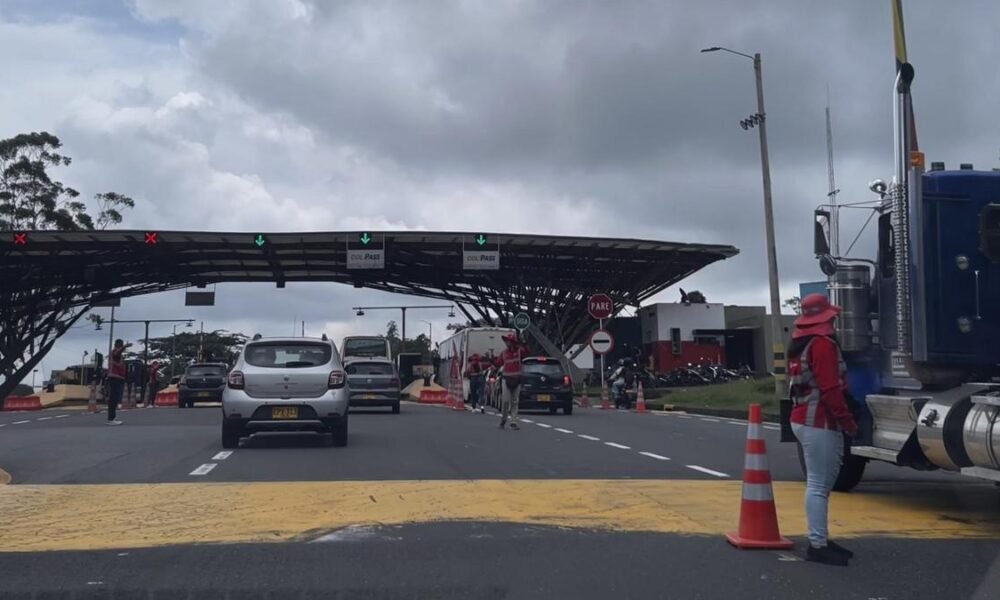 Influencer Narra Millonario Hallo que Sufrió Mientras Hacía Senderismo en Quindi: 'Fuimos Vulnerados y Humillados'