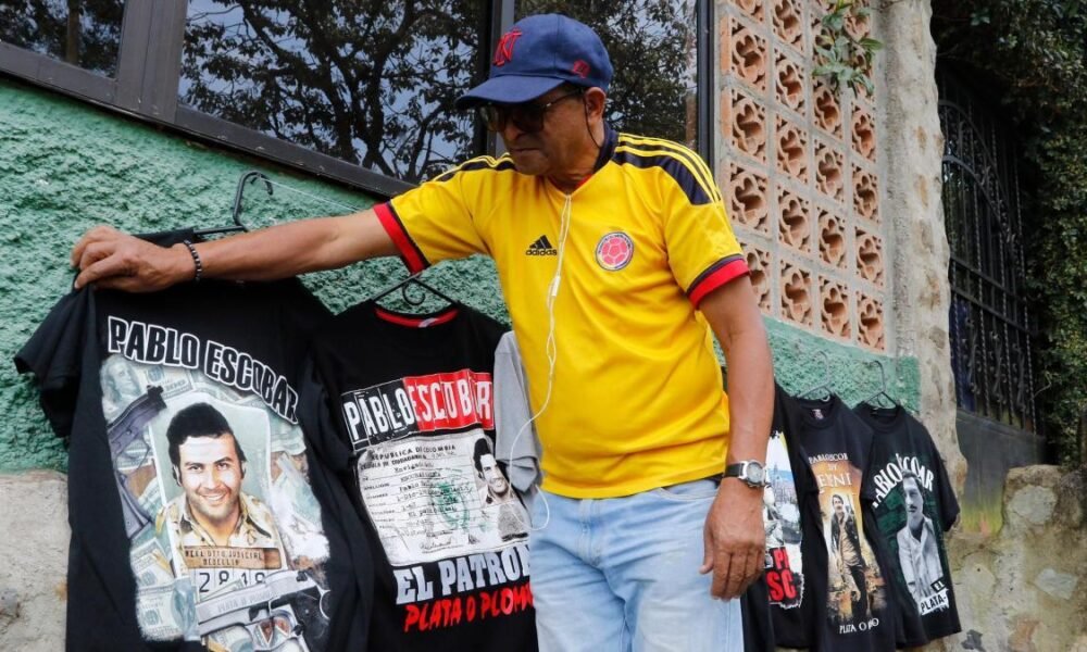 LOS RETOS DE Del Proyecto de Ley Que Busca Prohibir la Venta de Artículos de Pablo Escobar