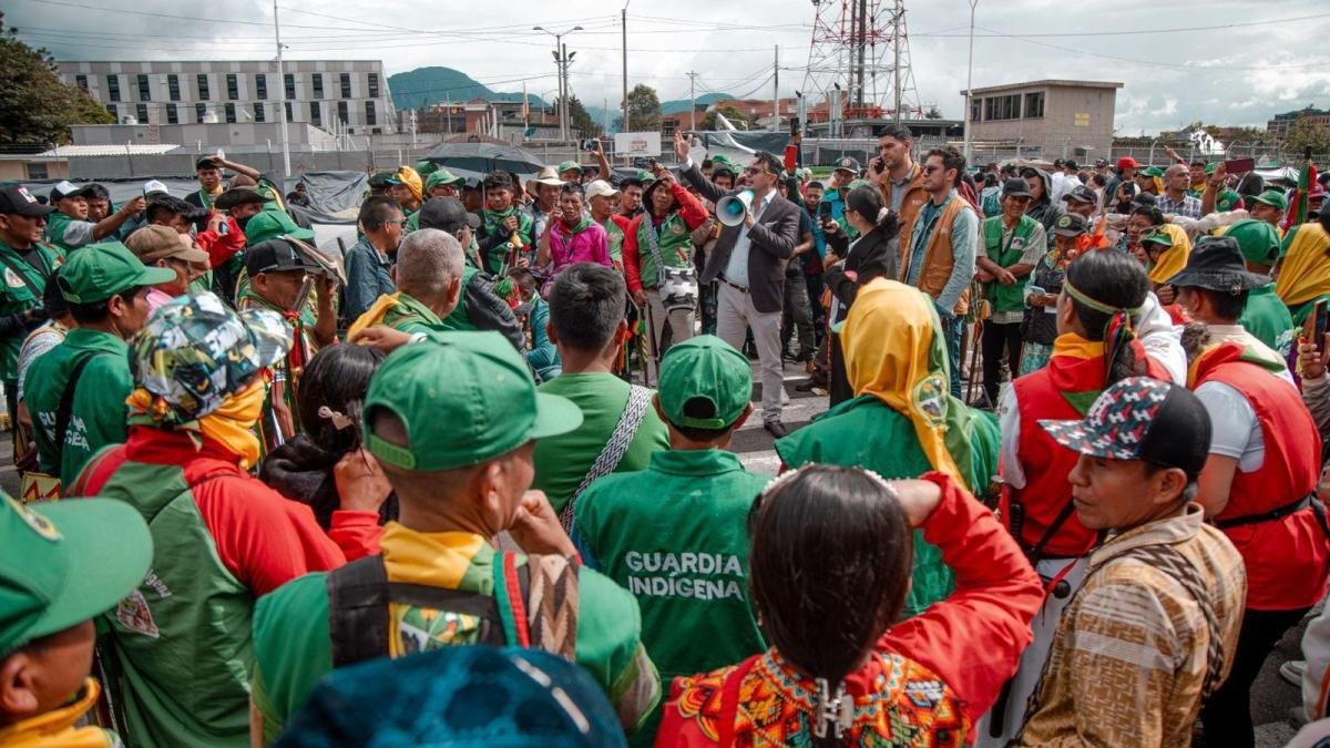 Bogotá se Prepara para la Llegada de 20,000 personas de la Minga Indígena