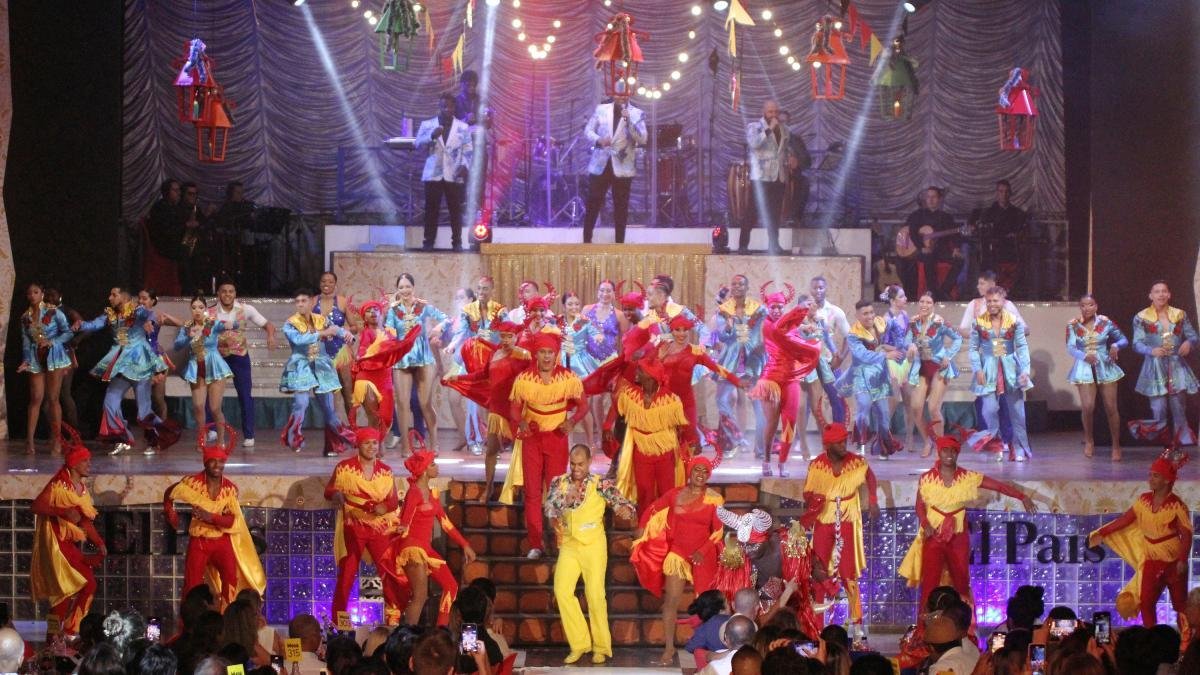 ESPECTÁCULO DE DELIRIO EN CALI