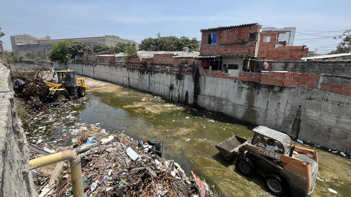 Limpieza de Arroyos previo a Temporal de Lluvias