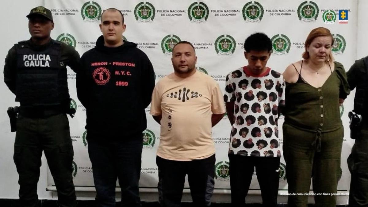 a la cárcel madre e hijo por secuestrar y extension a un hombre